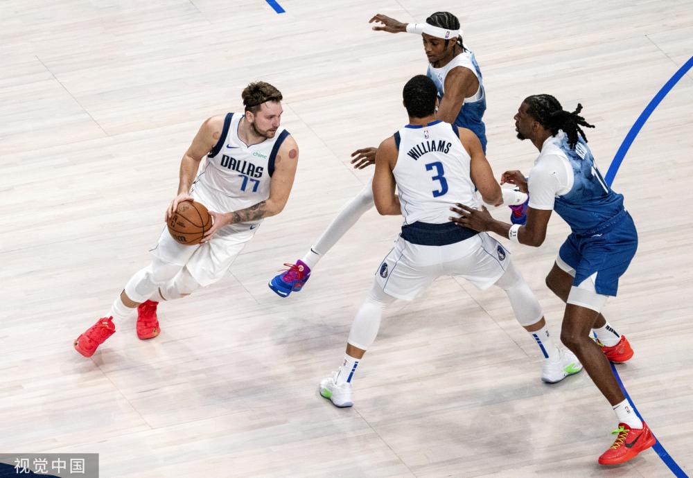 尤其是由姆 尤其是由姆