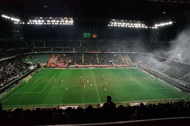 称赞他的 称赞他的